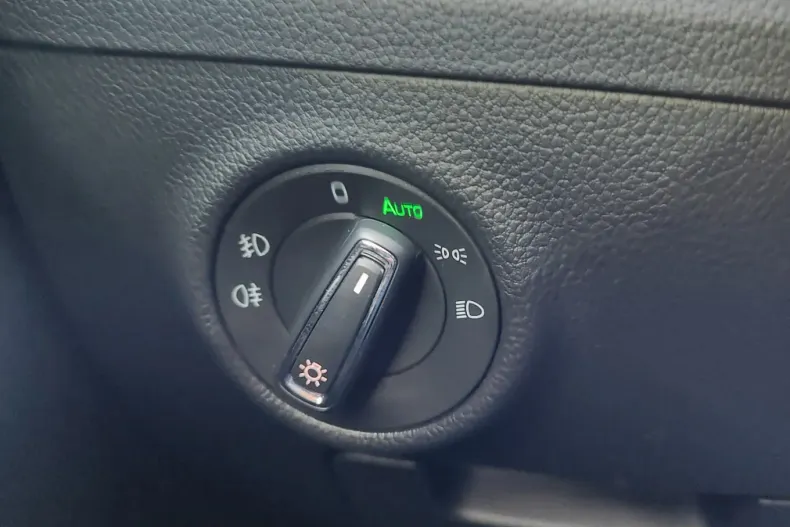 Skoda Superb din 2019 cu 72.819 km - oferta SKO131561 - foto 8