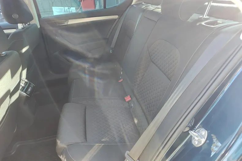 Skoda Superb din 2019 cu 72.819 km - oferta SKO131561 - foto 25