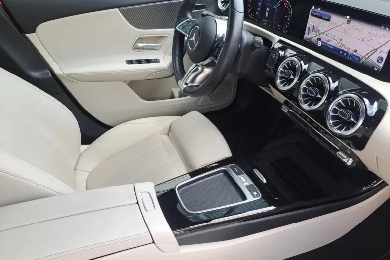 Mercedes-Benz A din 2023 cu 28.000 km - oferta MER131576 - foto 12