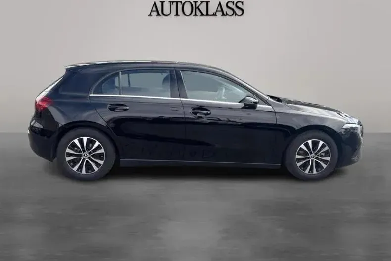 Mercedes-Benz A din 2024 cu 8.704 km - oferta MER131579 - foto 5