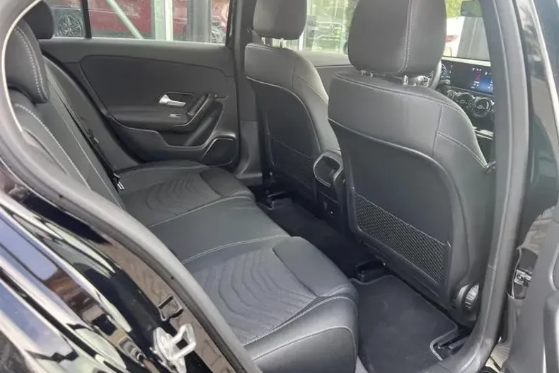 Mercedes-Benz A din 2024 cu 8.704 km - oferta MER131579 - foto 13