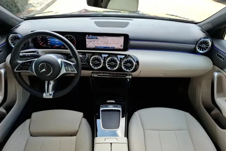 Mercedes-Benz A din 2023 cu 33.947 km - oferta MER131600 - foto 11