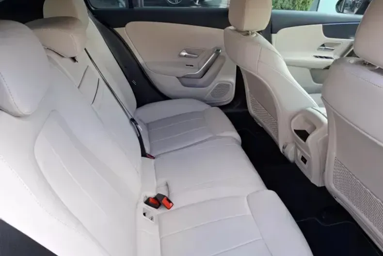 Mercedes-Benz A din 2023 cu 33.947 km - oferta MER131600 - foto 12