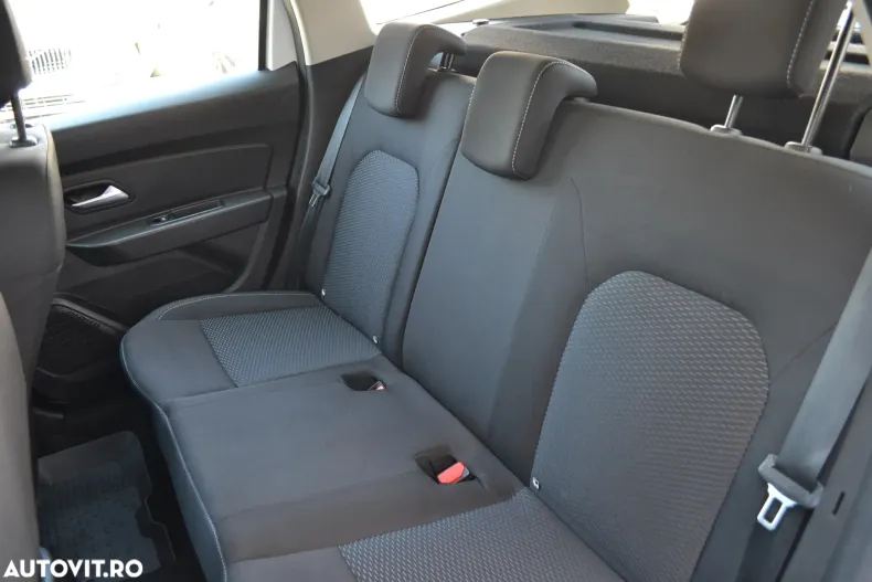 Dacia Duster din 2021 cu 144.447 km - oferta DAC131616 - foto 13