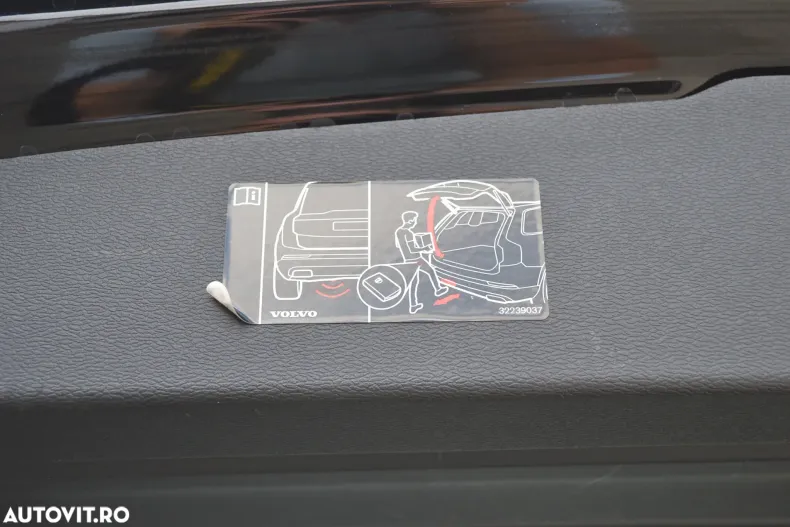 Volvo V60 din 2021 cu 139.178 km - oferta VOL131618 - foto 28