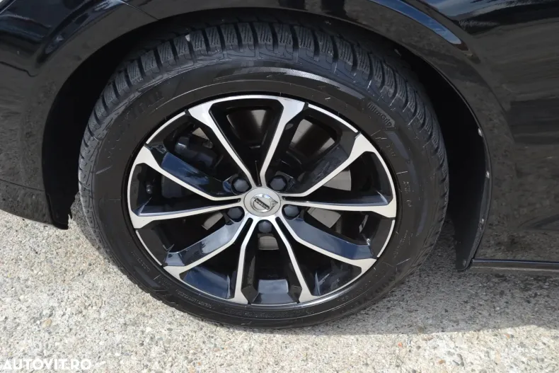 Volvo V60 din 2021 cu 139.178 km - oferta VOL131618 - foto 32