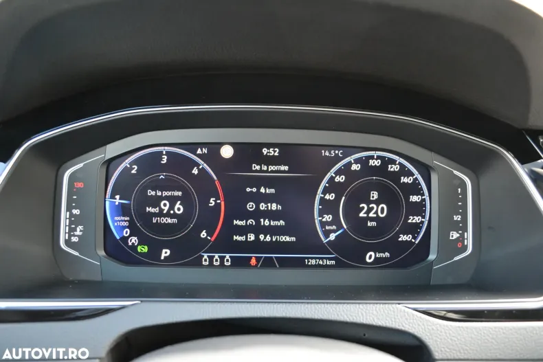 Volkswagen Passat din 2022 cu 128.743 km - oferta VOL131622 - foto 17