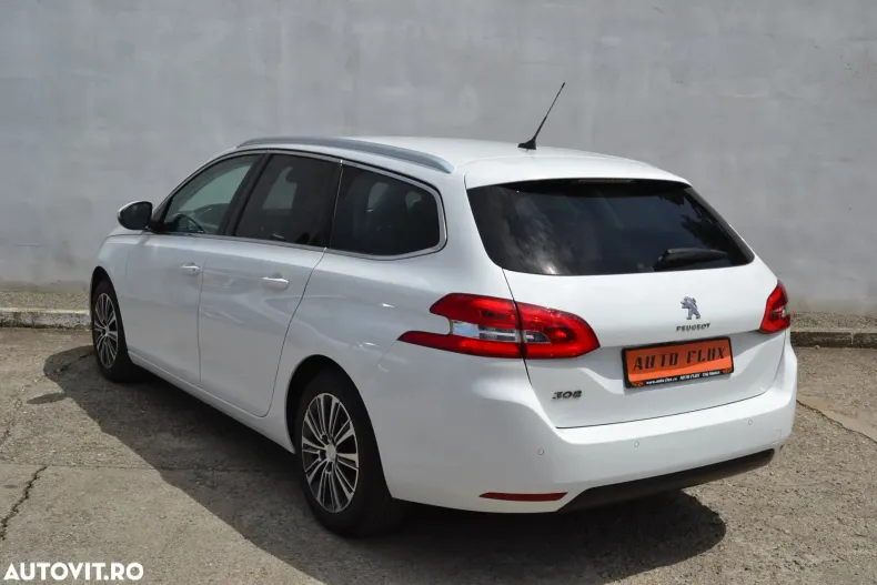 Peugeot 308 din 2021 cu 122.988 km - oferta PEU131625 - foto 4