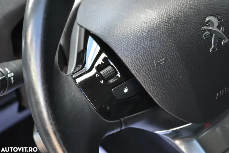 Peugeot 308 din 2021 cu 122.988 km - oferta PEU131625 - foto 7