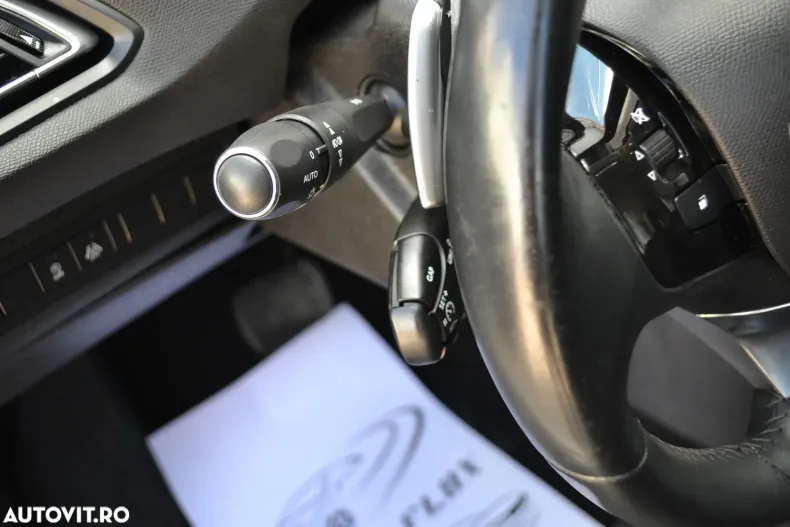 Peugeot 308 din 2021 cu 122.988 km - oferta PEU131625 - foto 9