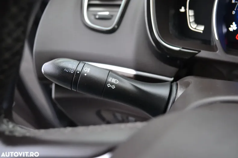 Renault Espace din 2019 cu 151.206 km - oferta REN131629 - foto 10