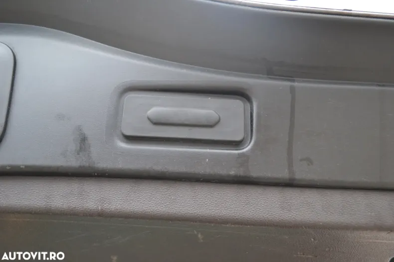 Renault Espace din 2019 cu 151.206 km - oferta REN131629 - foto 34