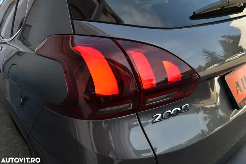 Peugeot 2008 din 2019 cu 92.280 km - oferta PEU131631 - foto 27