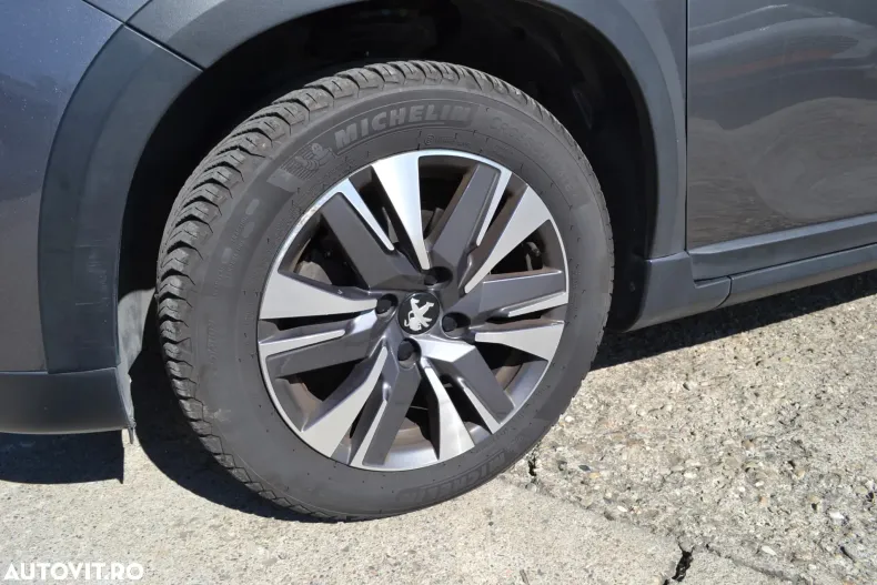 Peugeot 2008 din 2019 cu 92.280 km - oferta PEU131631 - foto 28