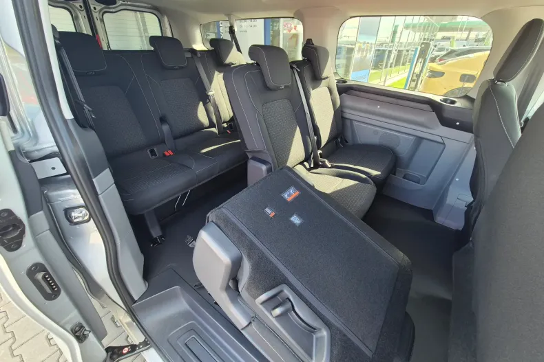 Ford Transit Custom din 2025 cu 1 km - oferta FOR131634 - foto 14