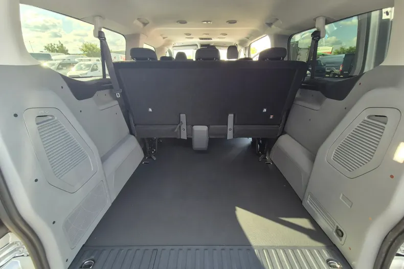 Ford Transit Custom din 2025 cu 1 km - oferta FOR131634 - foto 17