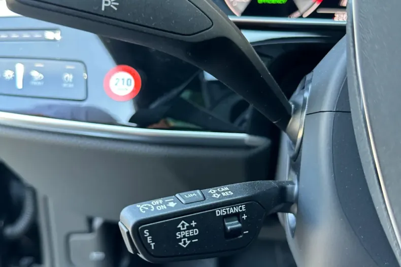 Audi A8 din 2022 cu 69.000 km - oferta AUD131648 - foto 22