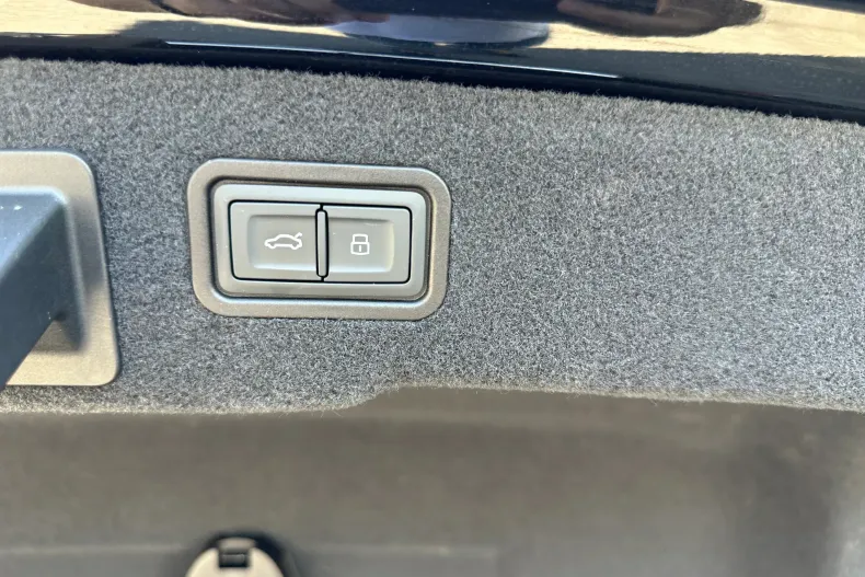 Audi A8 din 2022 cu 69.000 km - oferta AUD131648 - foto 26