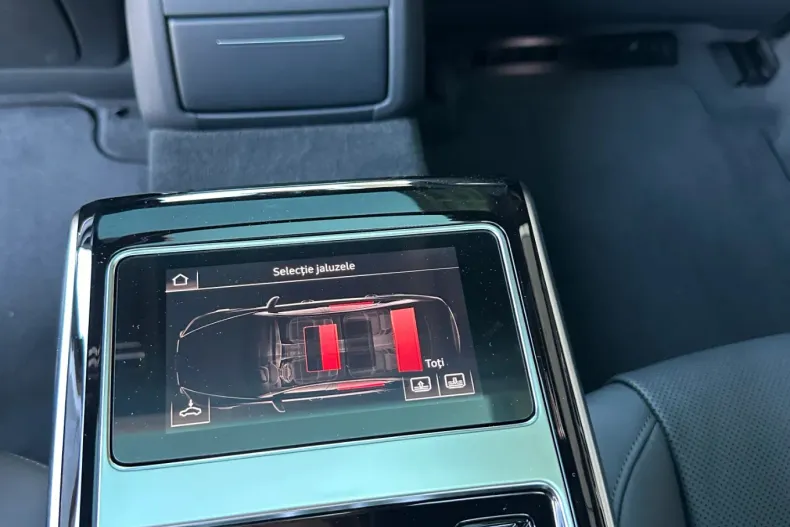 Audi A8 din 2022 cu 69.000 km - oferta AUD131648 - foto 34