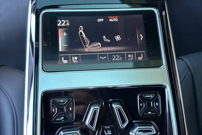 Audi A8 din 2022 cu 69.000 km - oferta AUD131648 - foto 37