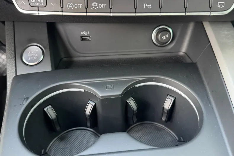 Audi A4 din 2022 cu 97.000 km - oferta AUD131649 - foto 20