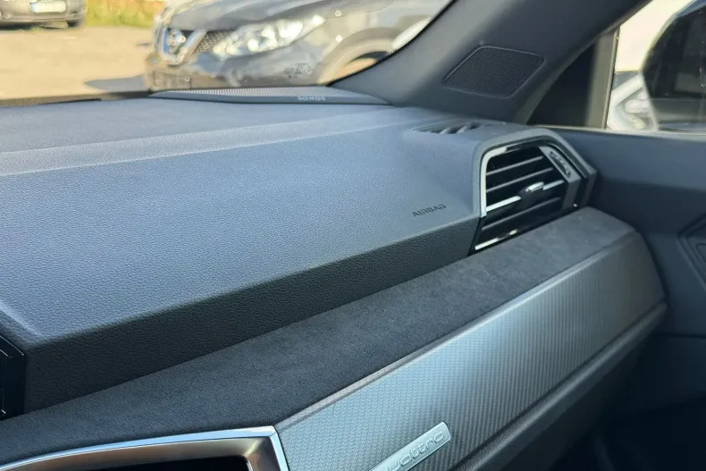 Audi RSQ3 din 2024 cu 13.072 km - oferta AUD131672 - foto 24