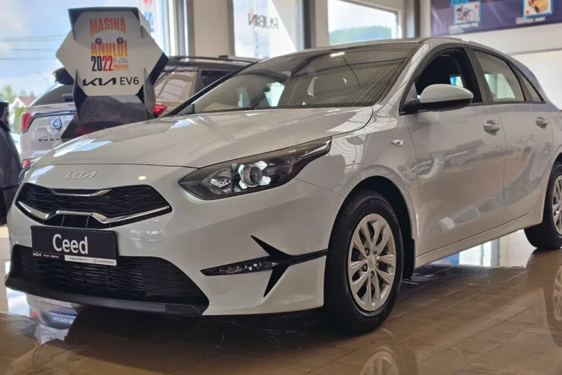 Kia Ceed din 2024 cu 1 km - oferta KIA131681 - foto 7