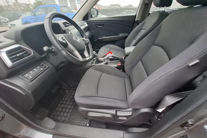 Ssangyong Tivoli din 2023 cu 6.500 km - oferta SSA131683 - foto 12