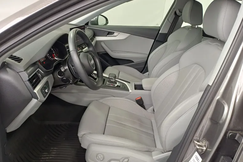 Audi A4 din 2021 cu 26.058 km - oferta AUD131705 - foto 5