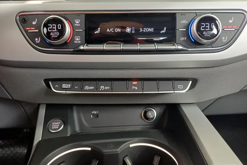 Audi A4 din 2021 cu 26.058 km - oferta AUD131705 - foto 16