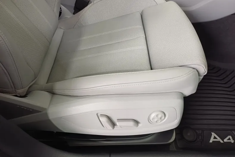 Audi A4 din 2021 cu 26.058 km - oferta AUD131705 - foto 27