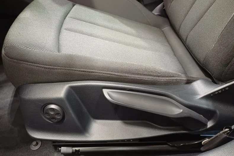 Audi A4 din 2022 cu 39.734 km - oferta AUD131706 - foto 6