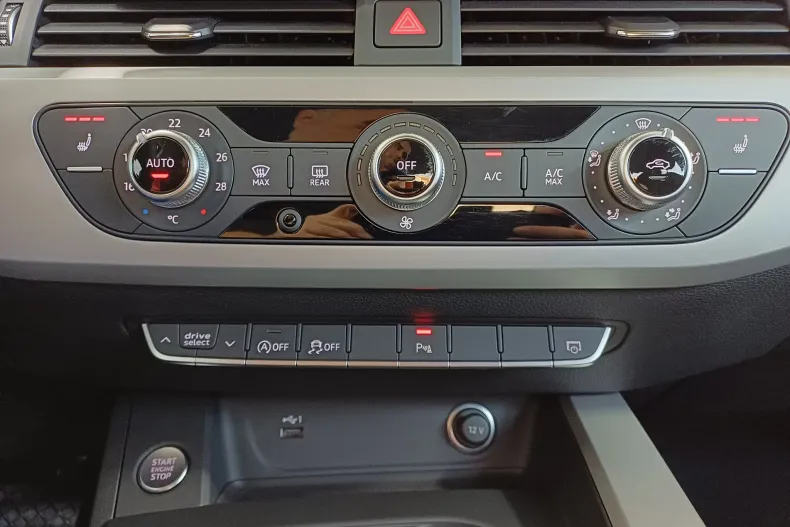 Audi A4 din 2022 cu 39.734 km - oferta AUD131706 - foto 12