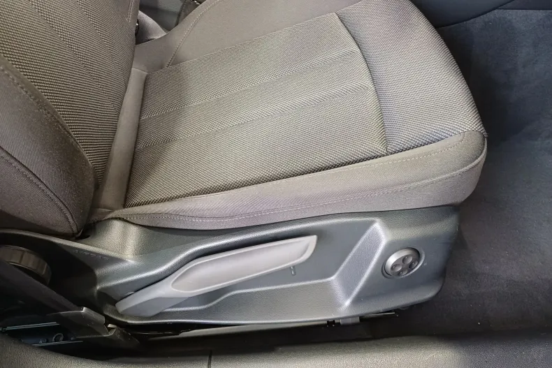 Audi A4 din 2022 cu 39.734 km - oferta AUD131706 - foto 23