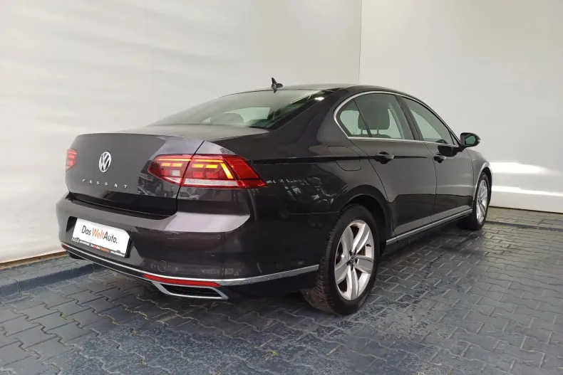 Volkswagen Passat din 2020 cu 124.171 km - oferta VOL131712 - foto 32