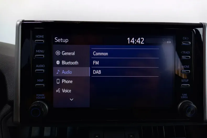 Toyota RAV4 din 2022 cu 88.646 km - oferta TOY131713 - foto 20