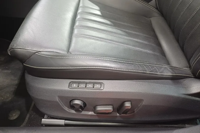 Skoda Superb din 2020 cu 117.065 km - oferta SKO131715 - foto 9