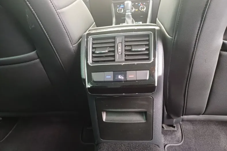 Skoda Superb din 2020 cu 117.065 km - oferta SKO131715 - foto 35