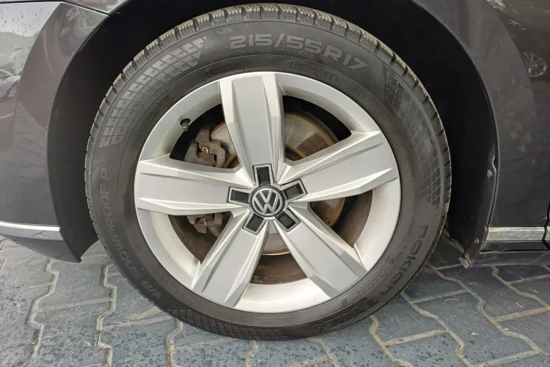 Volkswagen Passat din 2020 cu 124.171 km - oferta VOL131716 - foto 4