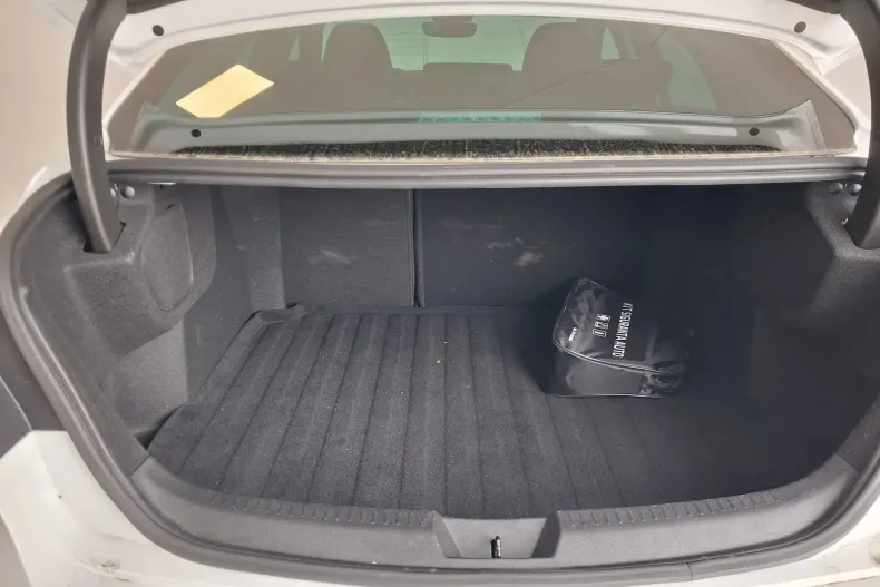 Renault Megane din 2023 cu 24.684 km - oferta REN131725 - foto 5