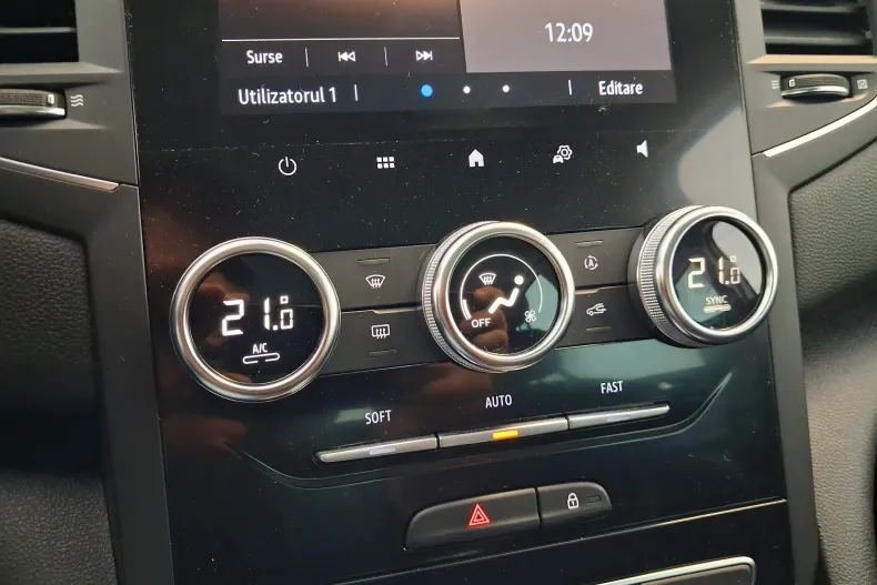 Renault Megane din 2023 cu 24.684 km - oferta REN131725 - foto 12