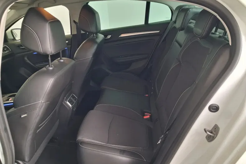 Renault Megane din 2023 cu 24.684 km - oferta REN131725 - foto 16