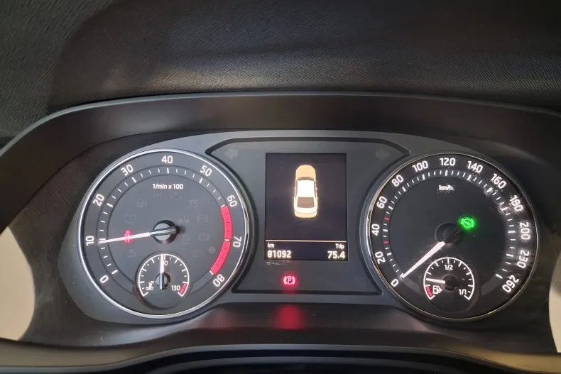 Skoda Octavia din 2021 cu 81.092 km - oferta SKO131726 - foto 6