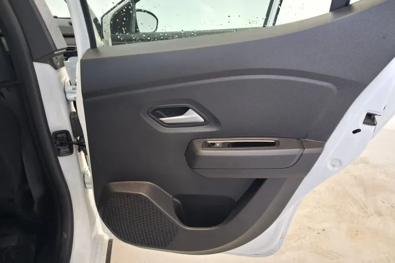 Dacia Sandero Stepway din 2024 cu 15.777 km - oferta DAC131729 - foto 17