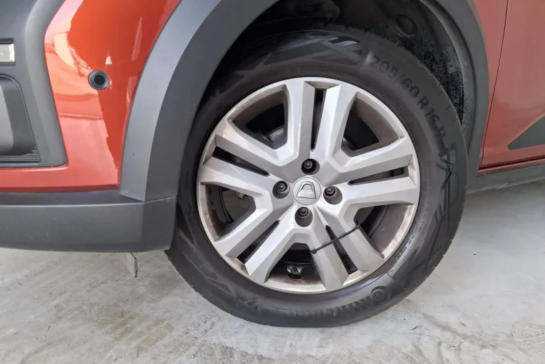 Dacia Jogger din 2022 cu 44.318 km - oferta DAC131730 - foto 4