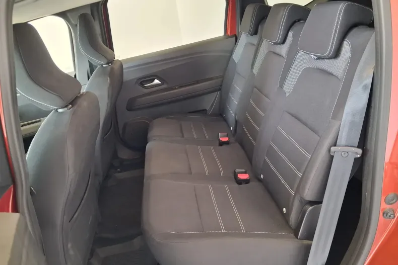 Dacia Jogger din 2022 cu 44.318 km - oferta DAC131730 - foto 23