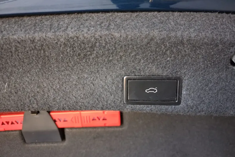 Volkswagen Passat din 2019 cu 91.922 km - oferta VOL131731 - foto 17