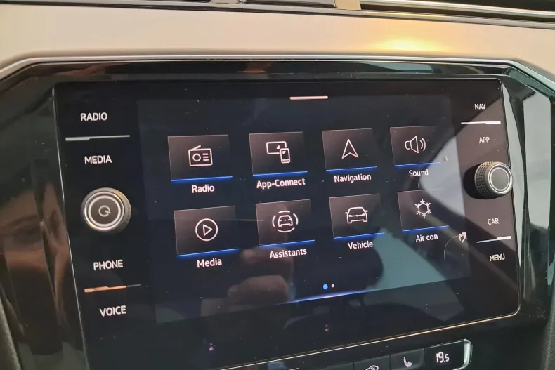 Volkswagen Passat din 2019 cu 91.922 km - oferta VOL131731 - foto 18