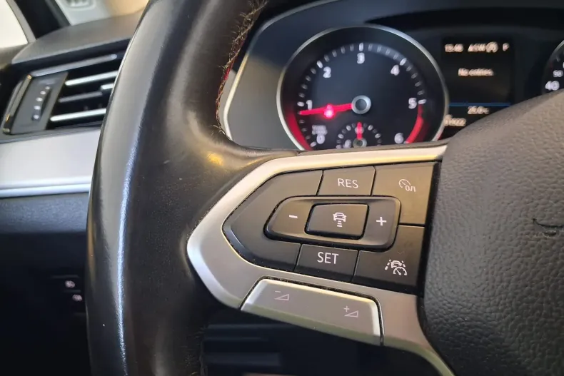 Volkswagen Passat din 2019 cu 91.922 km - oferta VOL131731 - foto 21