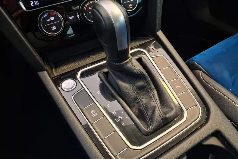 Volkswagen Passat din 2019 cu 91.922 km - oferta VOL131731 - foto 23